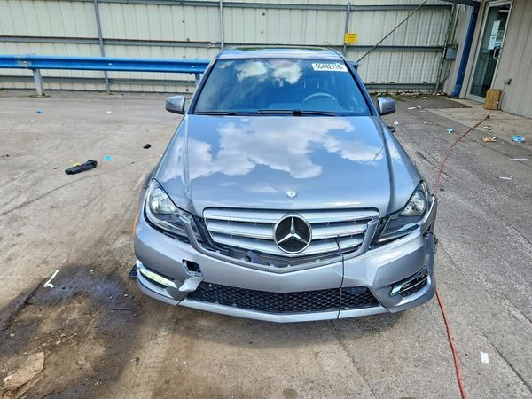2013 MERCEDES-BENZ C C300