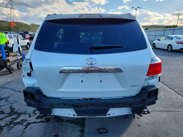 2013 TOYOTA HIGHLANDER Base/Hybrid