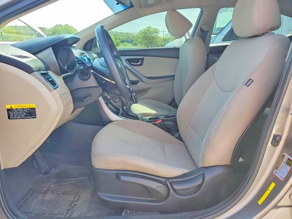 2014 HYUNDAI ELANTRA