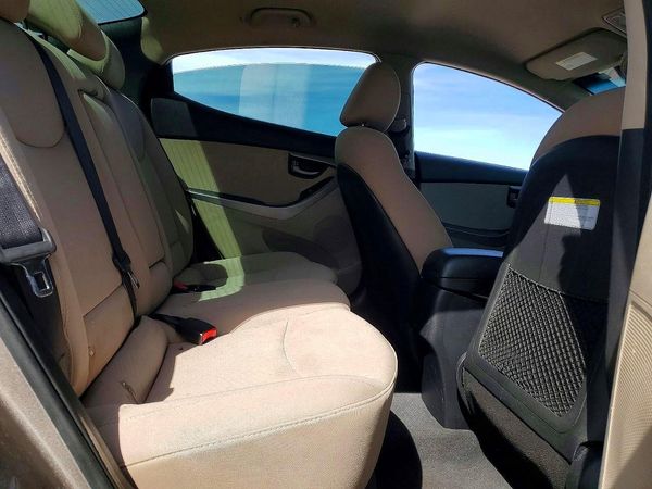 2014 HYUNDAI ELANTRA