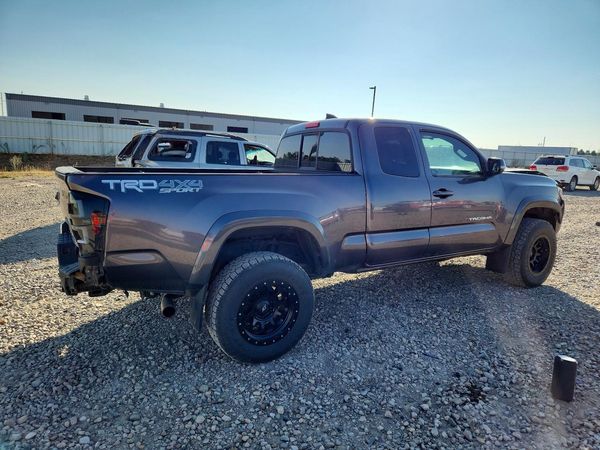 2016 TOYOTA TACOMA
