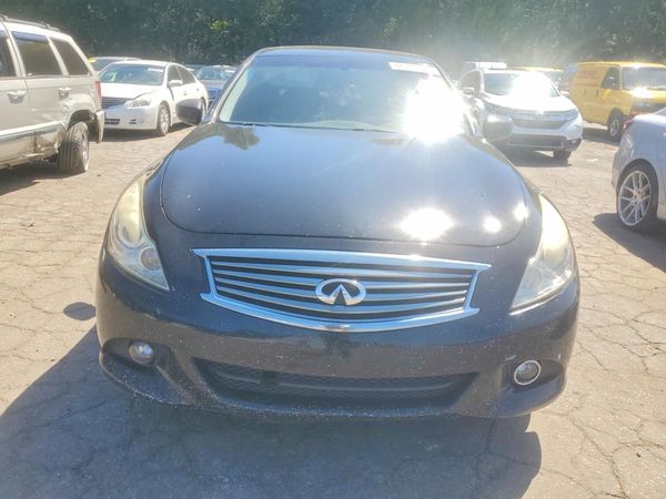 2015 INFINITI Q40