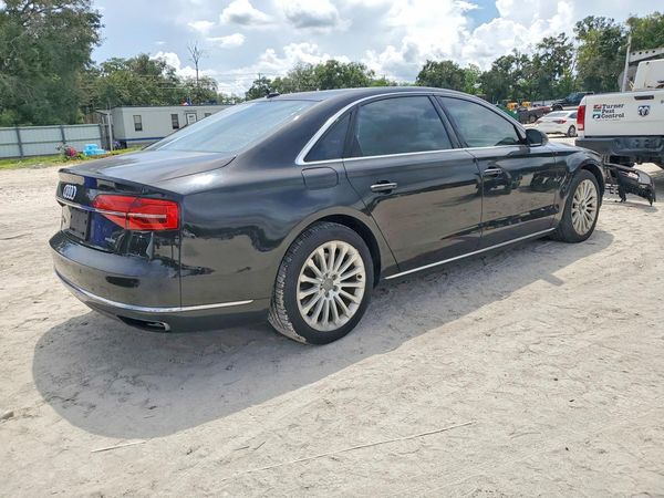 2016 AUDI A8