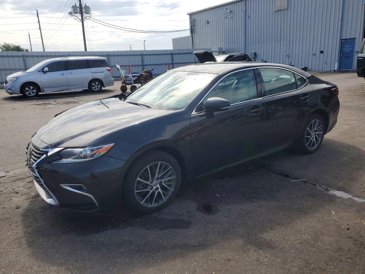 2016 LEXUS ES