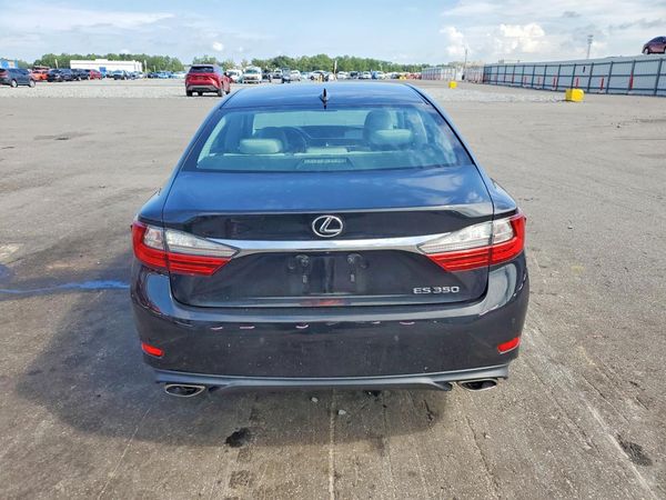 2016 LEXUS ES