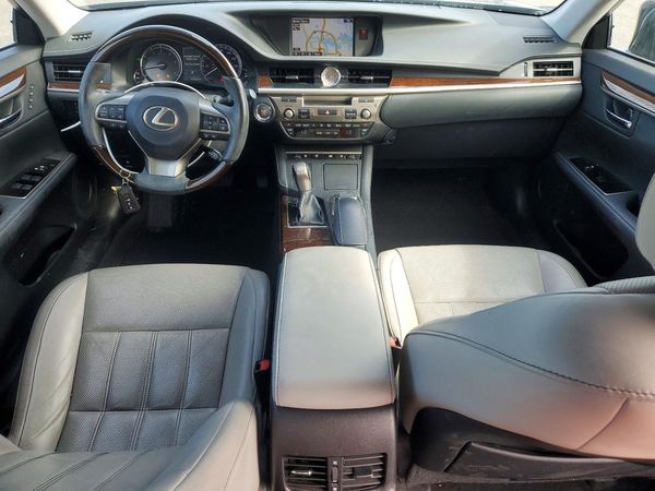 2016 LEXUS ES