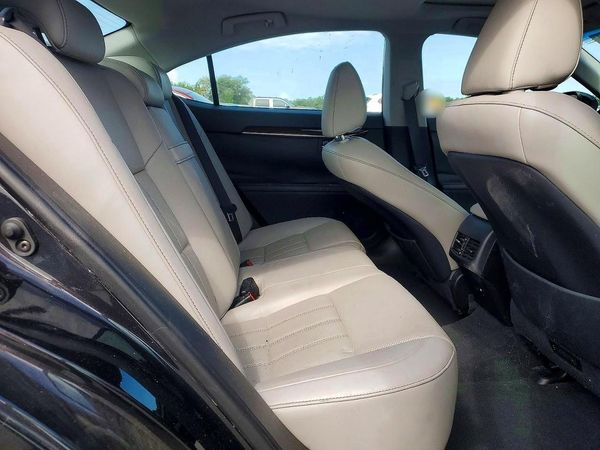 2016 LEXUS ES