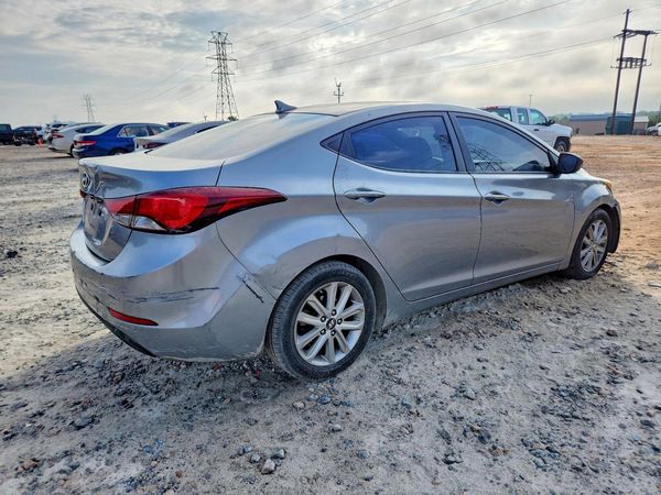 2015 HYUNDAI ELANTRA