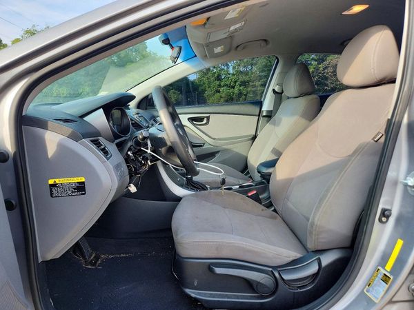 2015 HYUNDAI ELANTRA