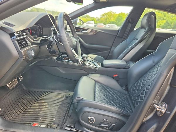 2024 AUDI S5