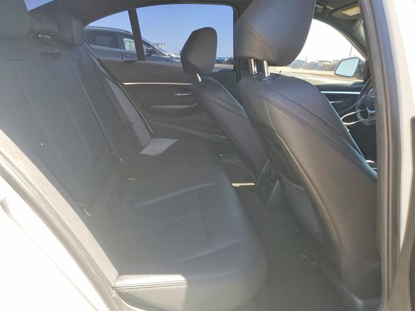 2018 BMW 330E