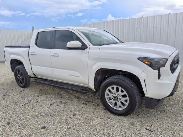 2024 TOYOTA TACOMA