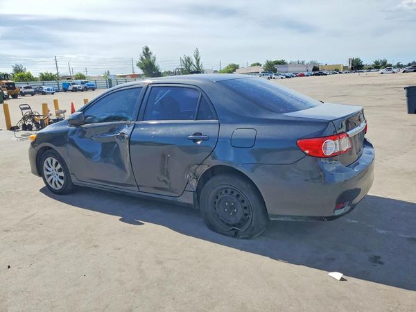 2013 TOYOTA COROLLA