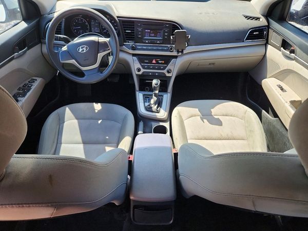 2017 HYUNDAI ELANTRA