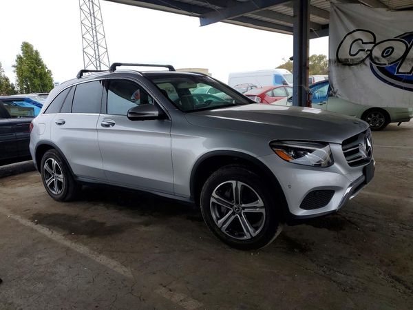 2019 MERCEDES-BENZ GLC GLC 300-4M