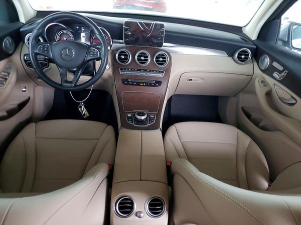 2019 MERCEDES-BENZ GLC GLC 300-4M