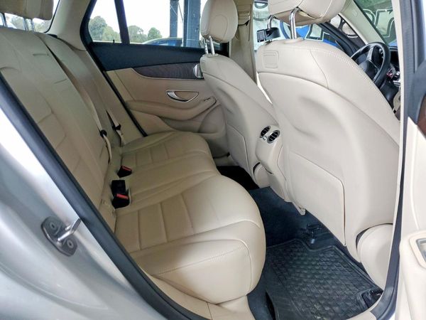 2019 MERCEDES-BENZ GLC GLC 300-4M