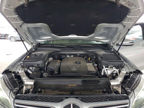 2019 MERCEDES-BENZ GLC GLC 300-4M