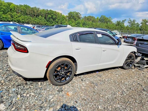 2015 DODGE CHARGER SXT