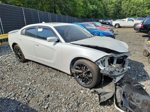 2015 DODGE CHARGER SXT