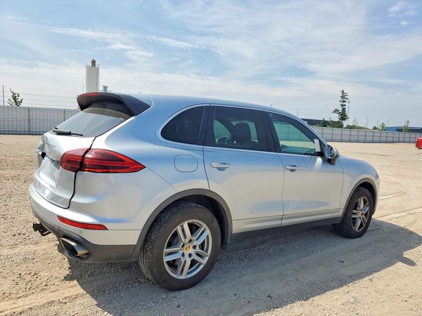 2018 PORSCHE CAYENNE