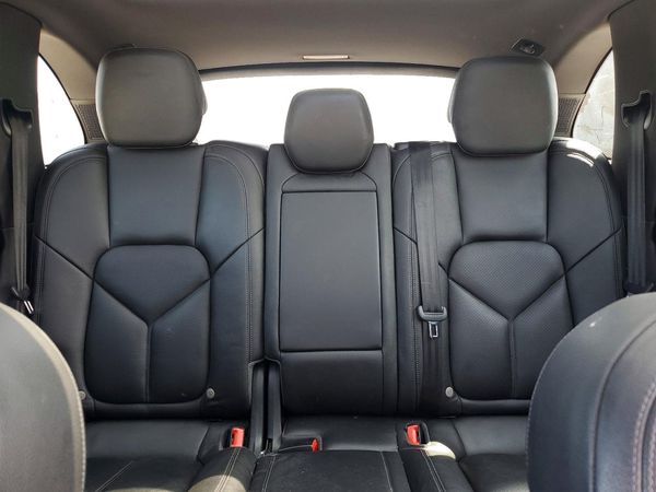 2018 PORSCHE CAYENNE