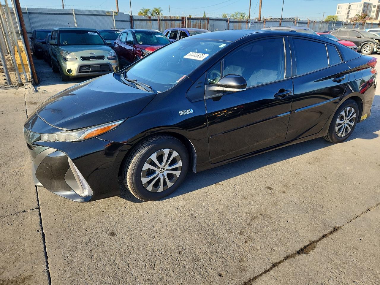 2022 TOYOTA PRIUS