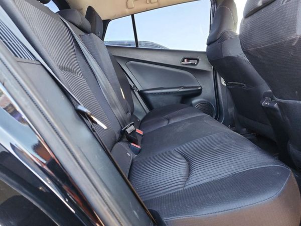 2022 TOYOTA PRIUS