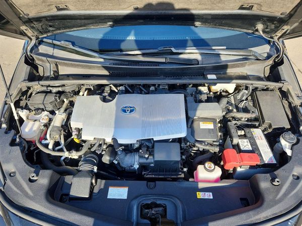 2022 TOYOTA PRIUS