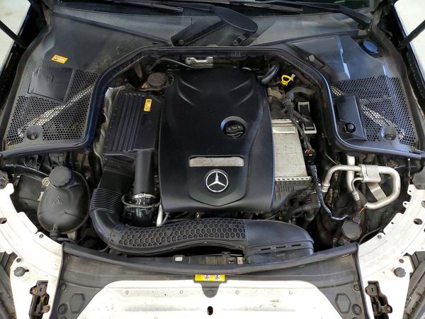 2016 MERCEDES-BENZ C C300-4M — Engine bay