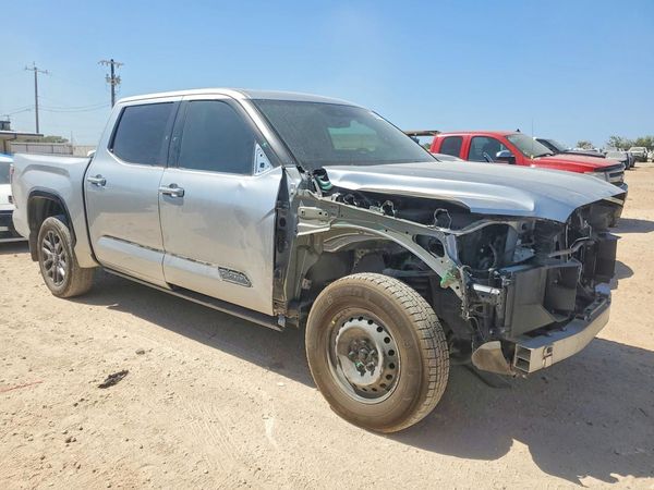 2025 TOYOTA TUNDRA