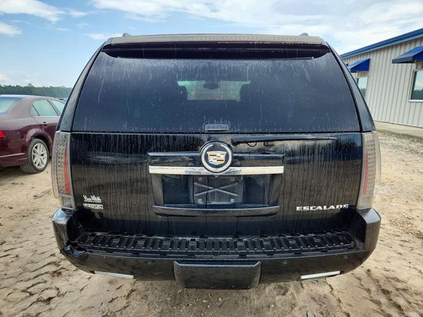 2012 CADILLAC ESCALADE Premium