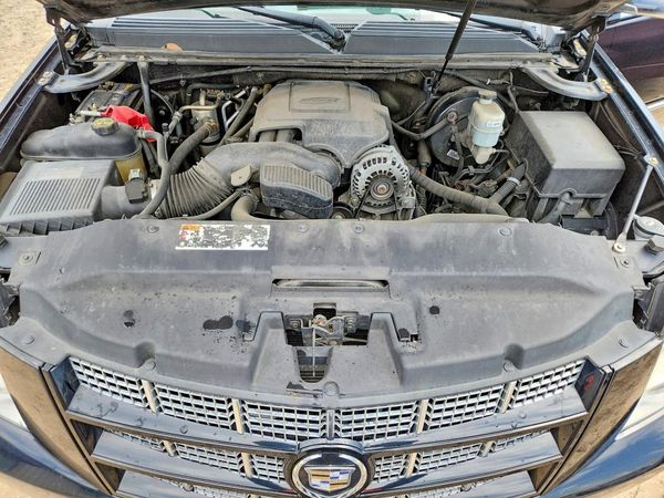 2012 CADILLAC ESCALADE Premium