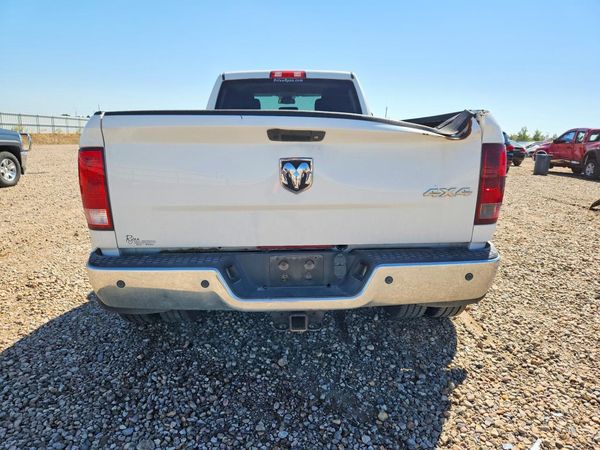 2018 RAM 3500 ST