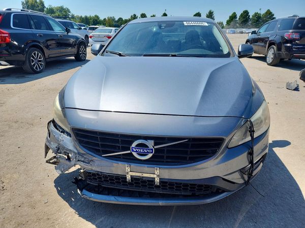 2017 VOLVO S60 Dynamic