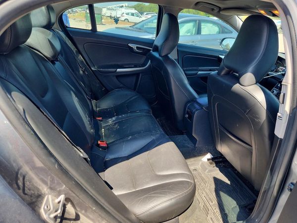 2017 VOLVO S60 Dynamic