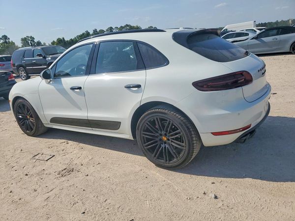 2017 PORSCHE MACAN