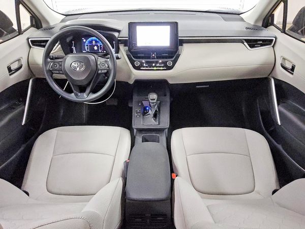 2026 TOYOTA COROLLA CROSS L — CKPT