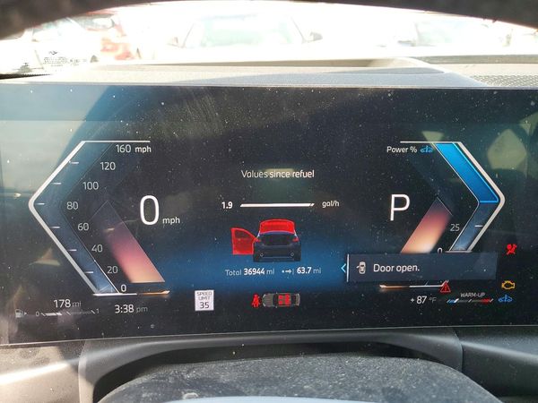 2025 BMW 330XI