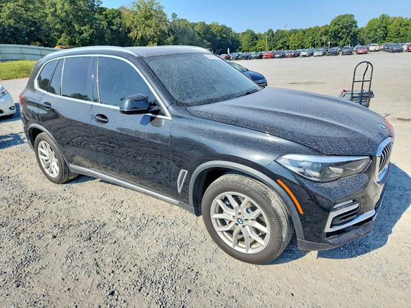 2020 BMW X5 sDrive40i — Passenger 3/4