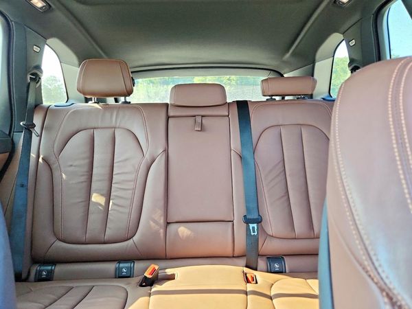 2020 BMW X5 sDrive40i — SUVN