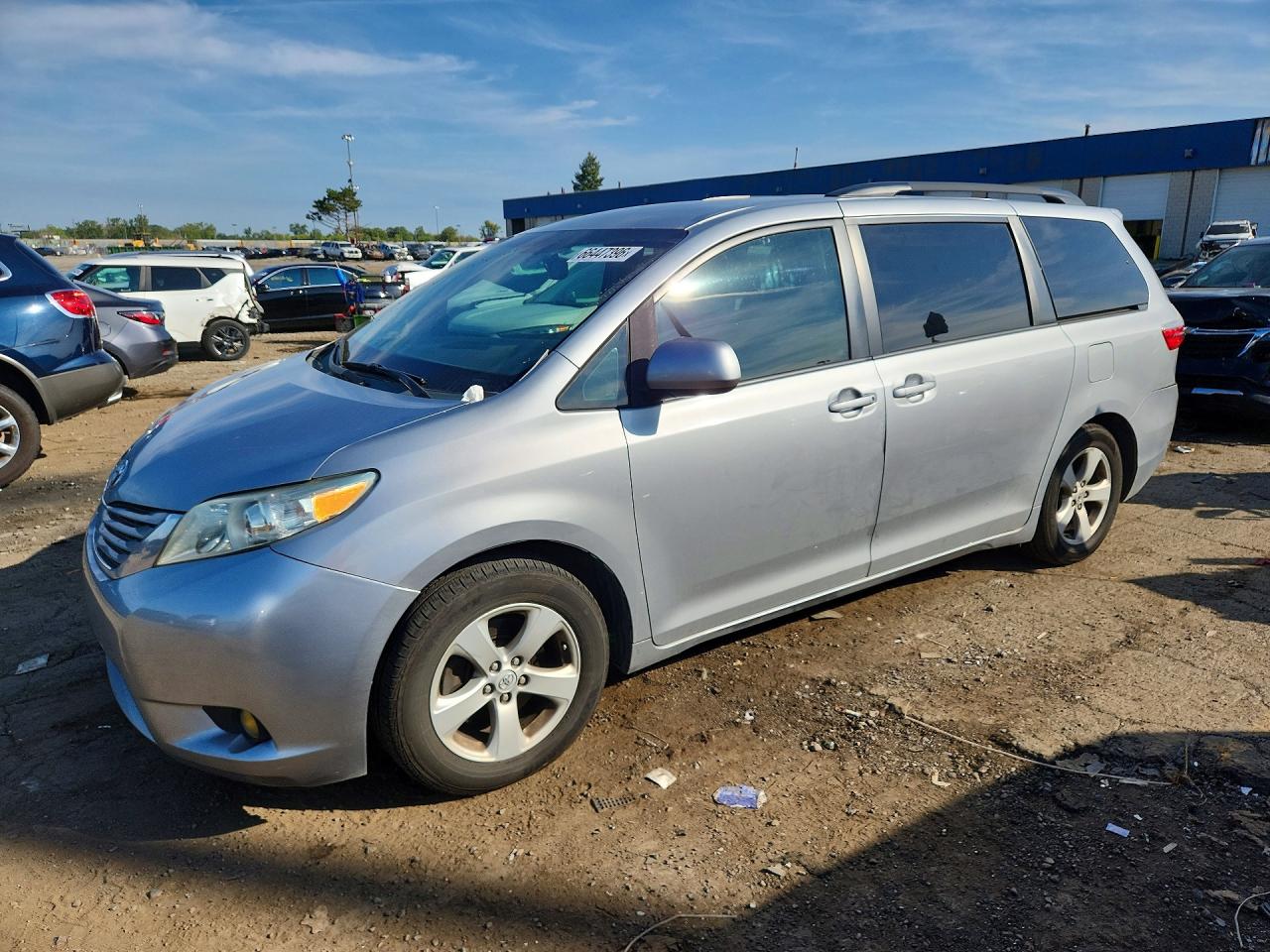2015 TOYOTA SIENNA