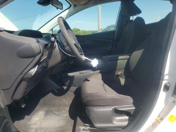 2019 TOYOTA PRIUS L/LE/XLE/LTD.