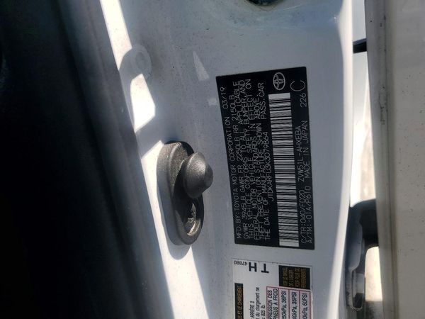 2019 TOYOTA PRIUS L/LE/XLE/LTD.