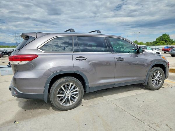 2019 TOYOTA HIGHLANDER SE/XLE