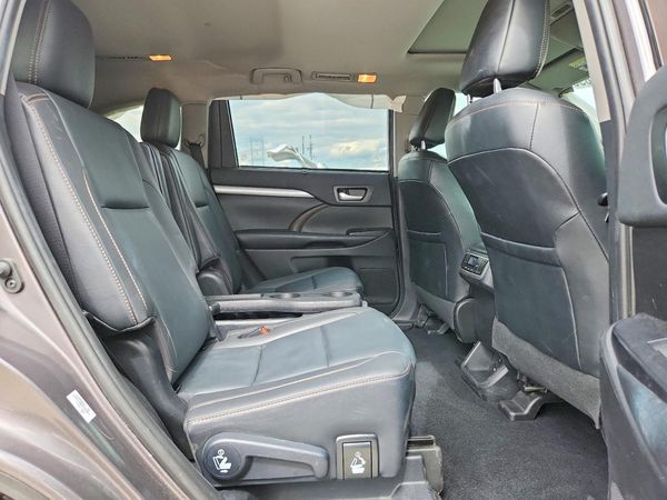 2019 TOYOTA HIGHLANDER SE/XLE