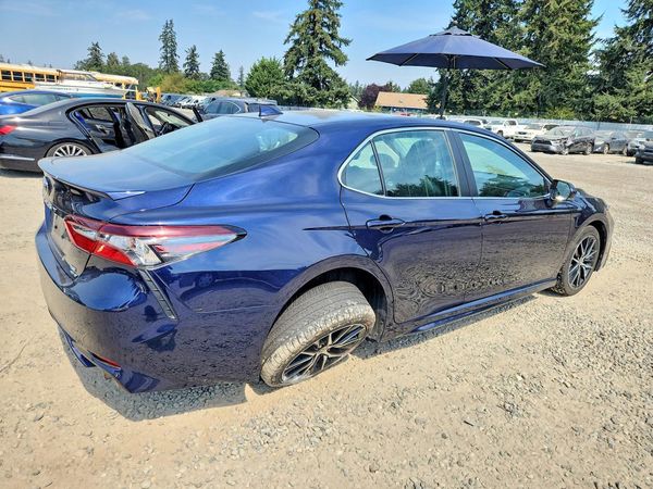 2022 TOYOTA CAMRY