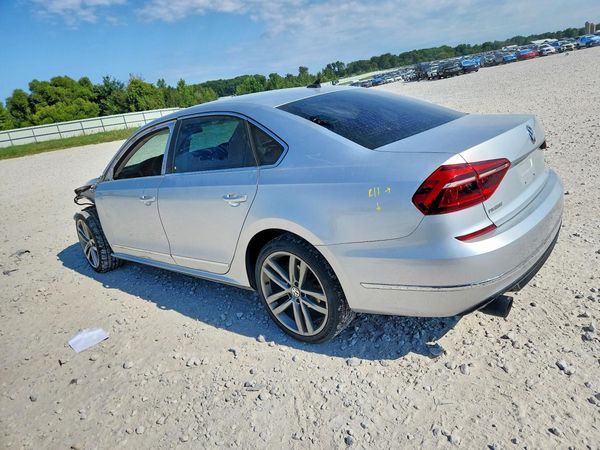 2017 VOLKSWAGEN PASSAT