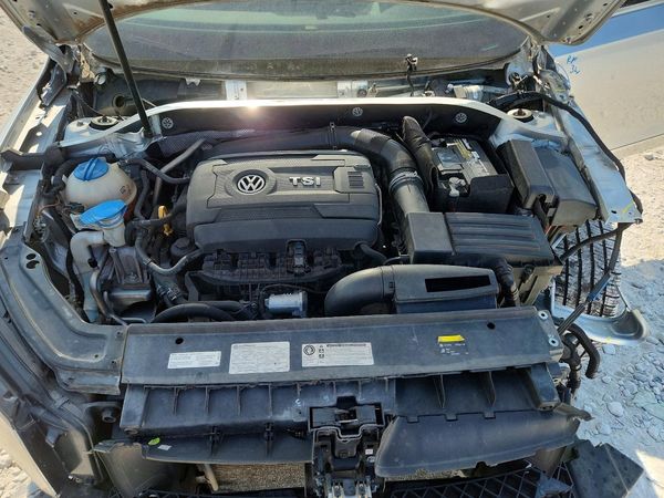 2017 VOLKSWAGEN PASSAT