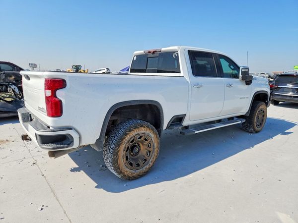 2020 CHEVROLET SILVERADO High Country